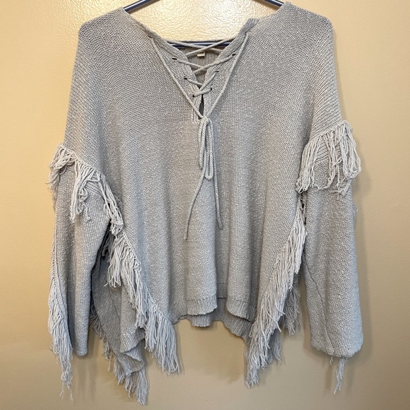 Grey fringe sweater - Picture 1 of 4